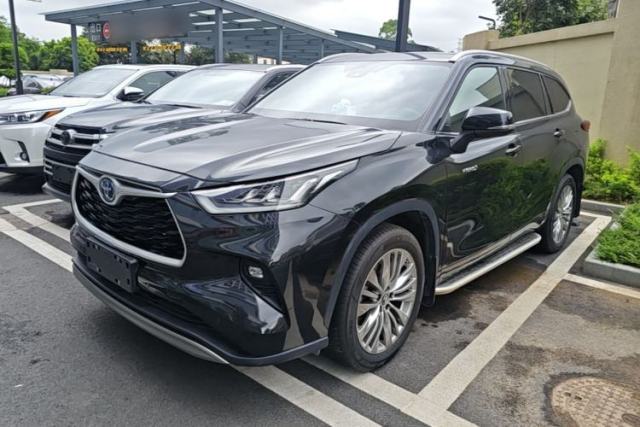 Used Toyota Highlander 2023 2.5L Smart Electric Hybrid Dual-Drive Prestige Version 7 Seats
