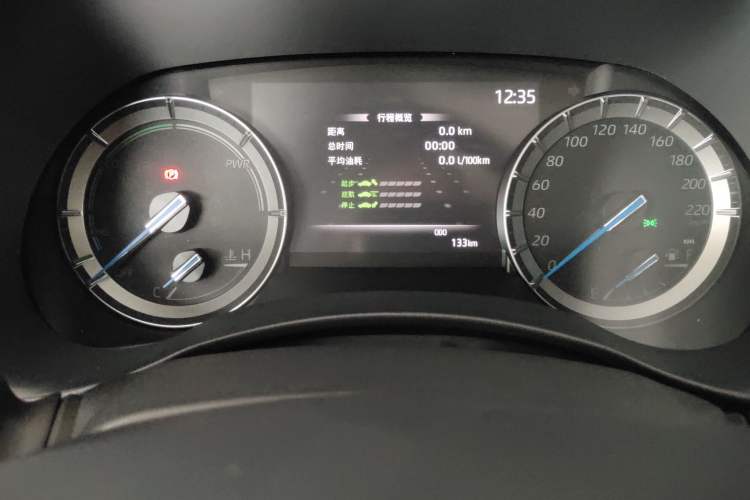 Used Toyota Highlander 2023 2.5L Smart Electric Hybrid Dual-Drive Prestige Version 7 Seats Odometer Close Up