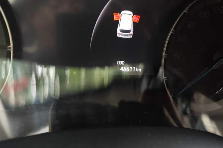 Used Toyota Highlander 2023 2.5L Smart Electric Hybrid Dual-Engine 4x4 Knight Edition 7 Seats Odometer Close Up