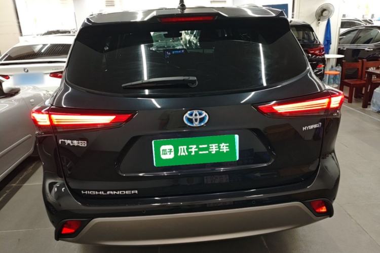 Used Toyota Highlander 2023 2.5L Smart Electric Hybrid Dual-Drive Prestige Version 7 Seats Rear