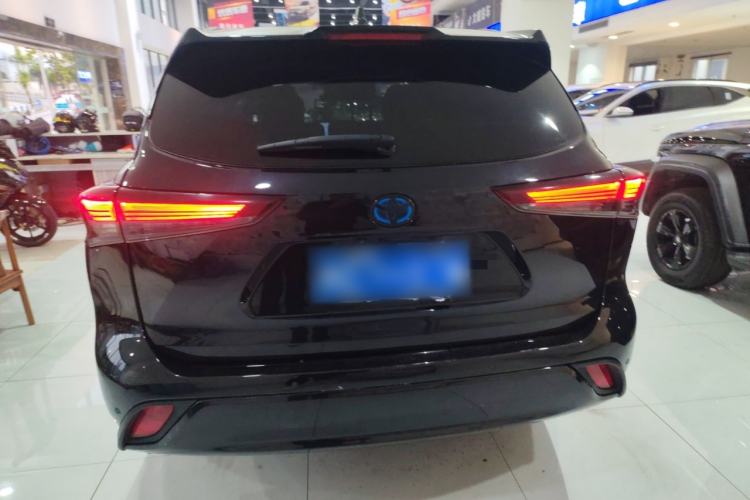 Used Toyota Highlander 2023 2.5L Smart Electric Hybrid Dual-Engine 4x4 Knight Edition 7 Seats Rear