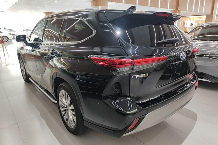 Used Toyota Highlander 2023 2.5L Smart Electric Hybrid Dual-Engine Four-Wheel Drive Prestige Version – 7 Seats Rear Left 45 Deg