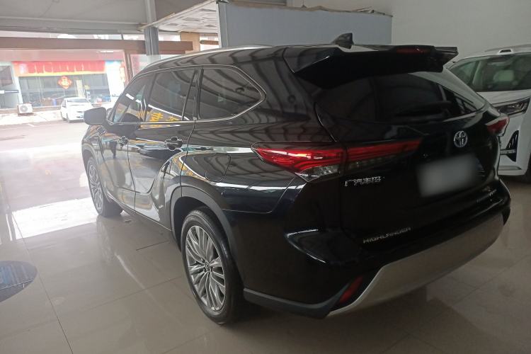 Used Toyota Highlander 2023 2.5L Smart Electric Hybrid Dual-Motor All-Wheel-Drive Supreme Edition – 7 Seats Rear Left 45 Deg