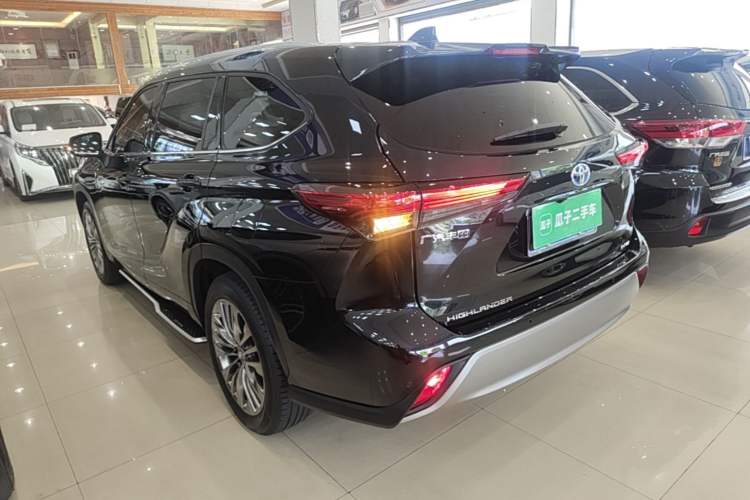 Used Toyota Highlander 2023 2.5L Smart Electric Hybrid Dual-Engine Four-Wheel Drive Prestige Version – 7 Seats Rear Left 45 Deg