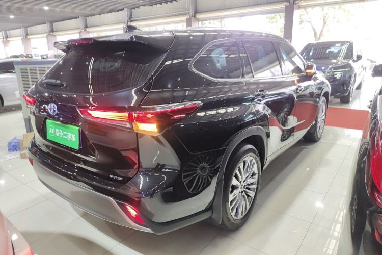 Used Toyota Highlander 2023 2.5L Smart Electric Hybrid Dual-Motor All-Wheel-Drive Luxury 7-Seater Rear Right 45 Deg