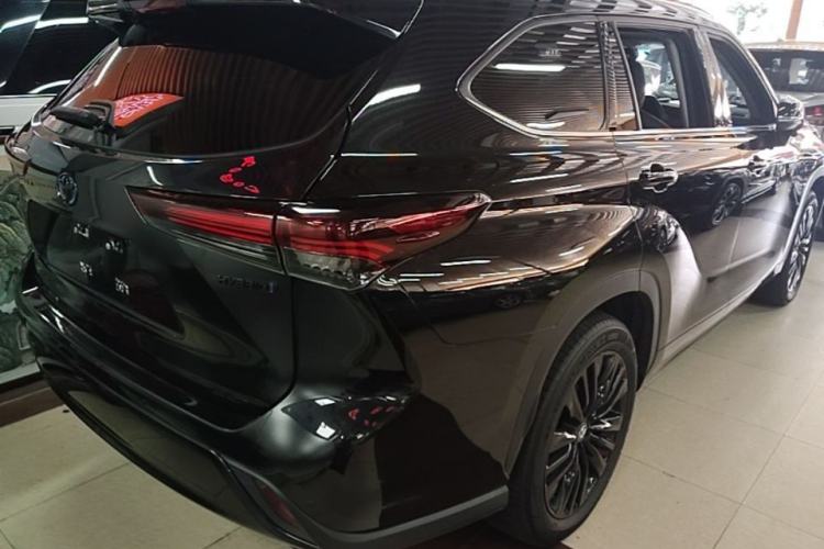 Used Toyota Highlander 2023 2.5L Smart Electric Hybrid Dual-Engine 4x4 Knight Edition 7 Seats Rear Right 45 Deg