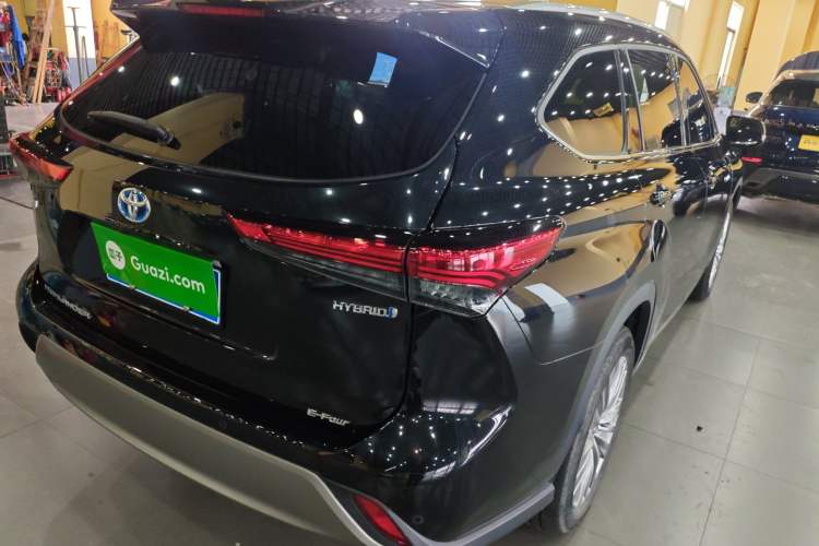Used Toyota Highlander 2023 2.5L Smart Electric Hybrid Dual-Engine Four-Wheel Drive Prestige Version – 7 Seats Rear Right 45 Deg