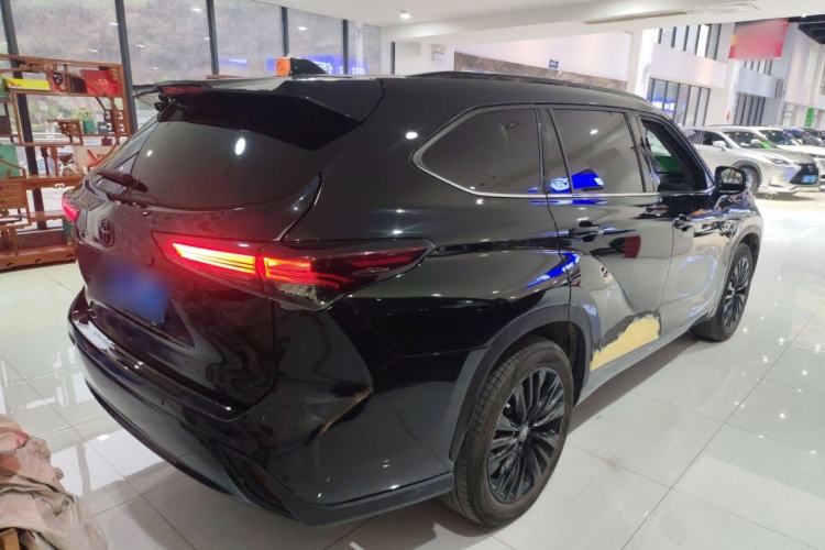 Used Toyota Highlander 2023 2.5L Smart Electric Hybrid Dual-Engine 4x4 Knight Edition 7 Seats Rear Right 45 Deg