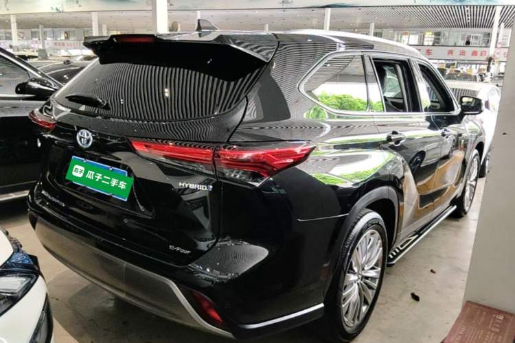 Used Toyota Highlander 2023 2.5L Smart Electric Hybrid Dual-Engine Four-Wheel Drive Prestige Version – 7 Seats Rear Right 45 Deg