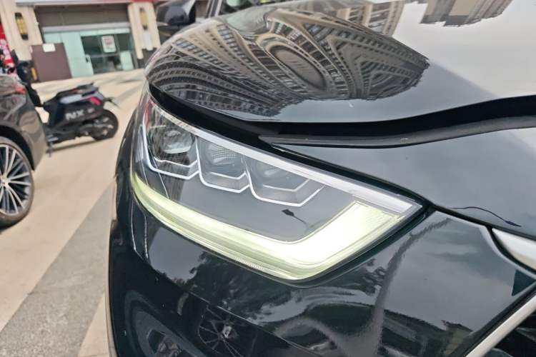 Used Toyota Highlander 2023 2.5L Smart Electric Hybrid Dual-Engine 4x4 Elite Edition 7 Seats Right Front Headlight