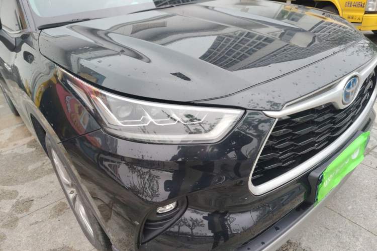 Used Toyota Highlander 2023 2.5L Smart Electric Hybrid Dual-Engine Four-Wheel Drive Prestige Version – 7 Seats Right Front Headlight