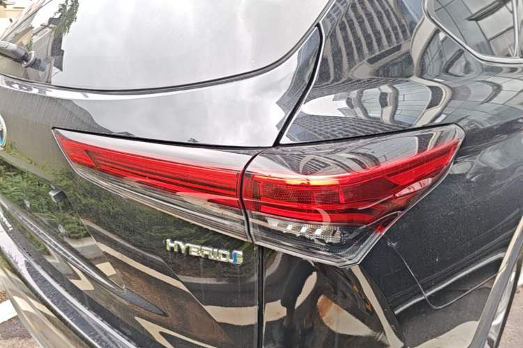 Used Toyota Highlander 2023 2.5L Smart Electric Hybrid Dual-Drive Prestige Version 7 Seats Right Rear Taillight