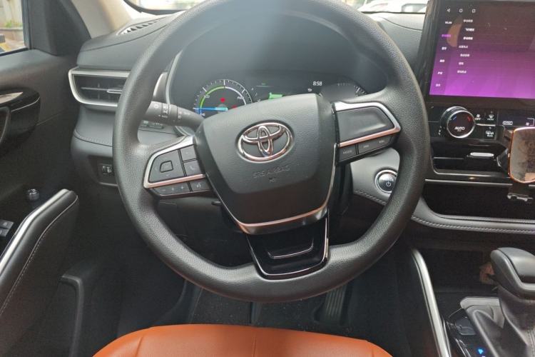 Used Toyota Highlander 2023 2.5L Smart Electric Hybrid Dual-Engine Two-Wheel Drive Elite Version 7-Seater PLUS Edition Steering Wheel