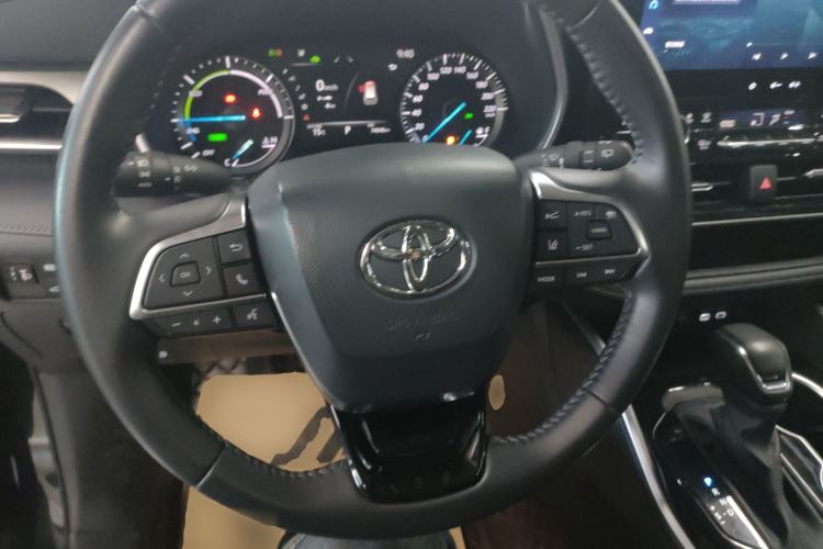 Used Toyota Highlander 2023 2.5L Smart Electric Hybrid Dual-Engine Four-Wheel Drive Prestige Version – 7 Seats Steering Wheel
