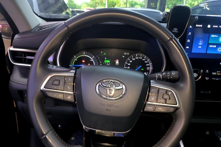 Used Toyota Highlander 2023 2.5L Smart Electric Hybrid Dual-Engine Four-Wheel Drive Prestige Version – 7 Seats Steering Wheel