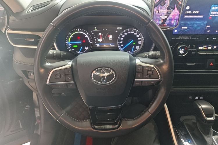 Used Toyota Highlander 2023 2.5L Smart Electric Hybrid Dual-Engine Four-Wheel Drive Prestige Version – 7 Seats Steering Wheel