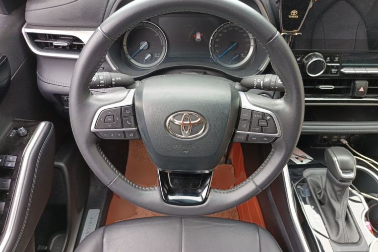 Used Toyota Highlander 2023 2.5L Smart Electric Hybrid Dual-Engine Four-Wheel Drive Prestige Version – 7 Seats Steering Wheel