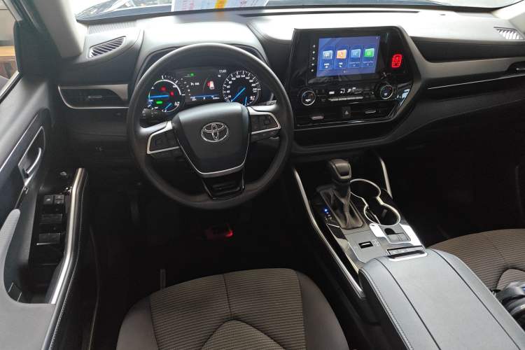 Used Toyota Highlander 2023 2.5L Smart Electric Hybrid Dual-Drive Elite Version 7 Seats Steering Wheel
