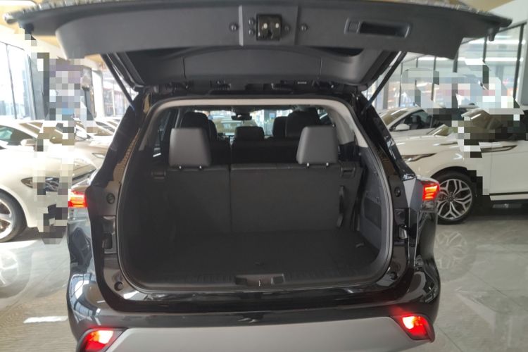 Used Toyota Highlander 2023 2.5L Smart Electric Hybrid Dual-Motor All-Wheel-Drive Luxury 7-Seater Trunk