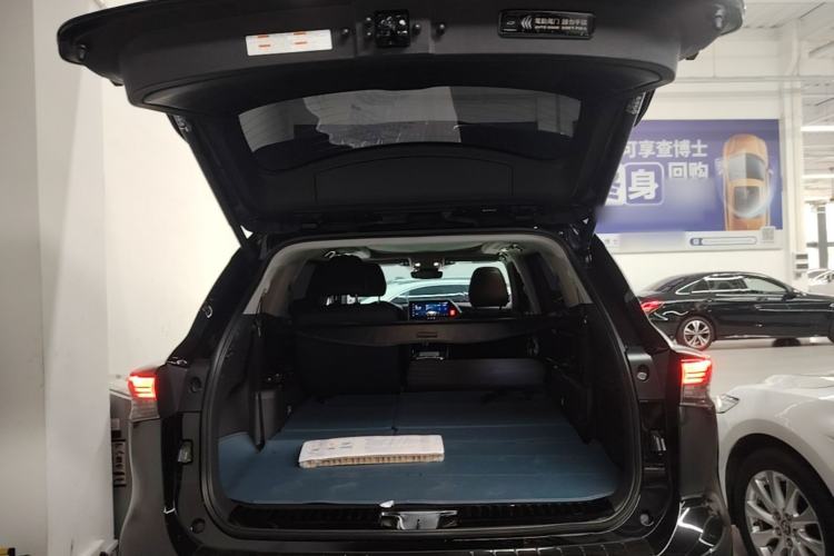 Used Toyota Highlander 2023 2.5L Smart Electric Hybrid Dual-Engine 4x4 Knight Edition 7 Seats Trunk