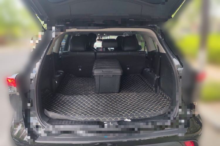 Used Toyota Highlander 2023 2.5L Smart Electric Hybrid Dual-Drive Elite Version 7 Seats Trunk