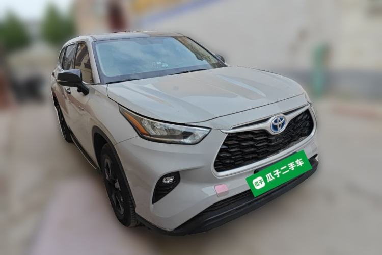 Used Toyota Highlander 2023 2.5L Smart Electric Hybrid Dual-Engine 4x4 Elite Edition 7 Seats Front Right 45 Deg