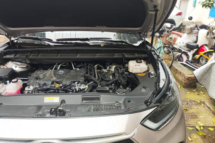 Used Toyota Highlander 2023 2.5L Smart Electric Hybrid Dual-Drive Prestige Version 7 Seats Engine Bay Left