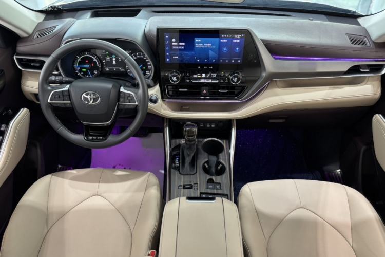 Used Toyota Highlander 2023 2.5L Smart Electric Hybrid Dual-Drive Prestige Version 7 Seats Interior 8