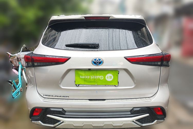 Used Toyota Highlander 2023 2.5L Smart Electric Hybrid Dual-Drive Prestige Version 7 Seats Rear