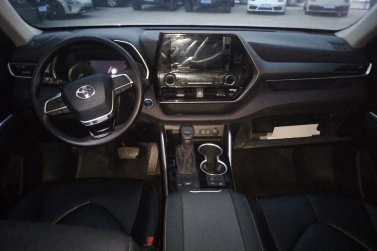 Used Toyota Highlander 2023 2.5L Smart Electric Hybrid Dual-Engine 4x4 Elite Edition 7 Seats Center Console