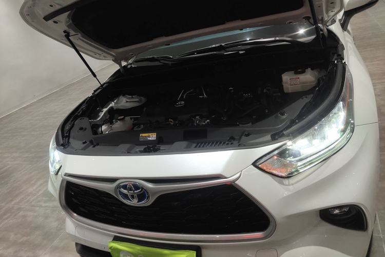 Used Toyota Highlander 2023 2.5L Smart Electric Hybrid Dual-Engine Two-Wheel Drive Elite Version 5 Seats Engine Bay