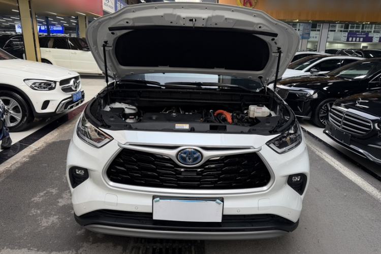 Used Toyota Highlander 2023 2.5L Smart Electric Hybrid Dual-Engine Four-Wheel Drive Prestige Version – 7 Seats Engine Bay
