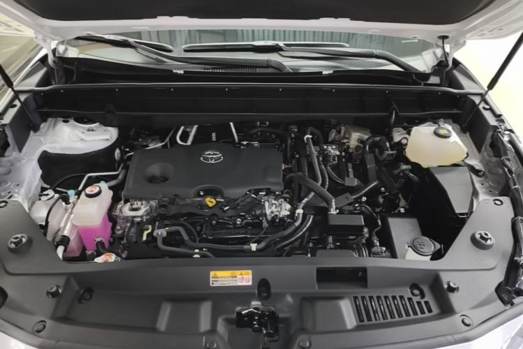 Used Toyota Highlander 2023 2.5L Smart Electric Hybrid Dual-Engine Two-Wheel Drive Elite Version 5 Seats Engine Bay