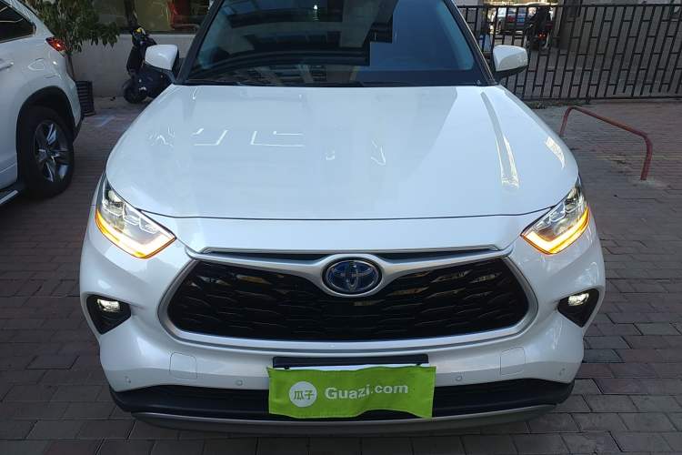 Used Toyota Highlander 2023 2.5L Smart Electric Hybrid Dual-Engine Four-Wheel Drive Prestige Version – 7 Seats Exterior 1