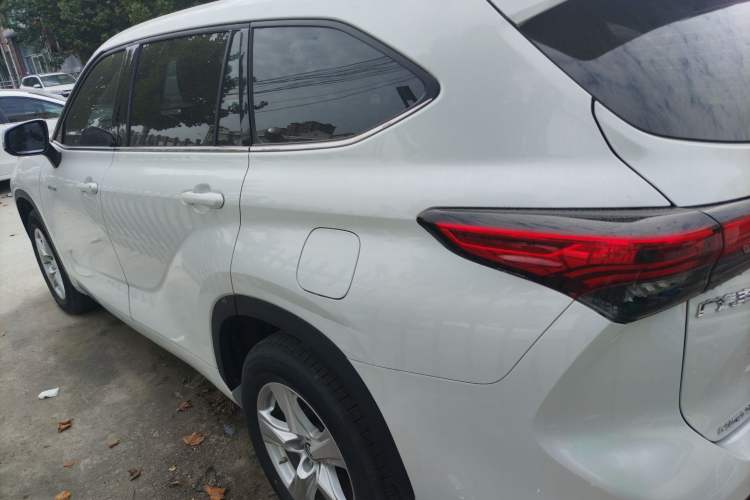Used Toyota Highlander 2023 2.5L Smart Electric Hybrid Dual-Engine Two-Wheel Drive Elite Version 5 Seats Exterior 3
