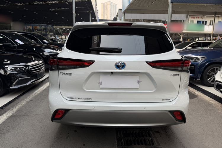 Used Toyota Highlander 2023 2.5L Smart Electric Hybrid Dual-Engine Four-Wheel Drive Prestige Version – 7 Seats Exterior 5