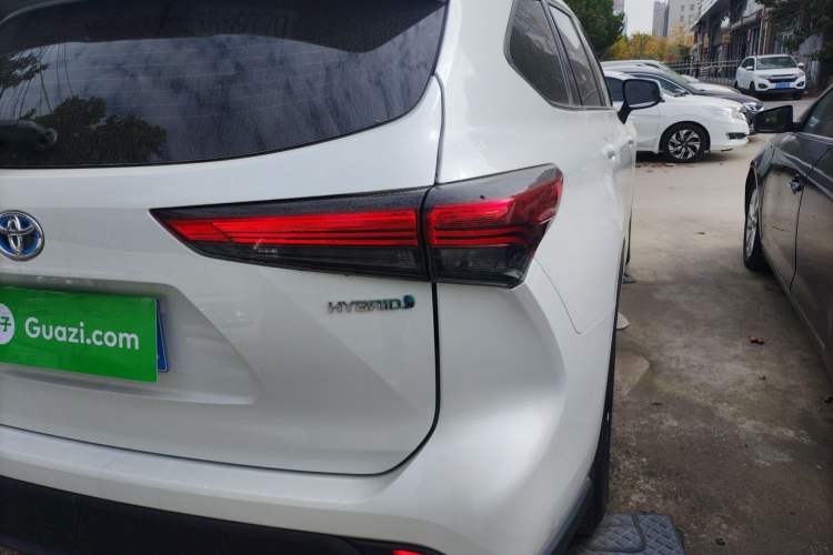 Used Toyota Highlander 2023 2.5L Smart Electric Hybrid Dual-Engine Two-Wheel Drive Elite Version 5 Seats Exterior 6