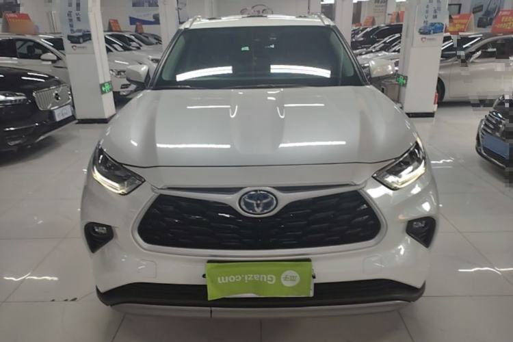 Used Toyota Highlander 2023 2.5L Smart Electric Hybrid Dual-Motor All-Wheel-Drive Luxury 7-Seater Front