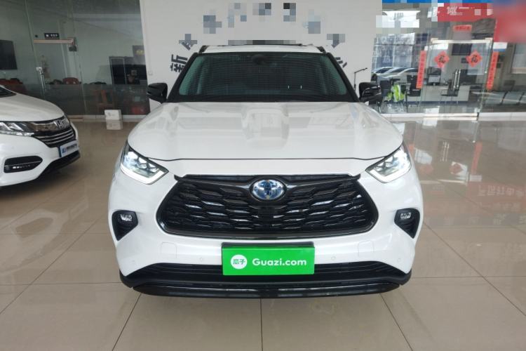 Used Toyota Highlander 2023 2.5L Smart Electric Hybrid Dual-Engine 4x4 Knight Edition 7 Seats Front