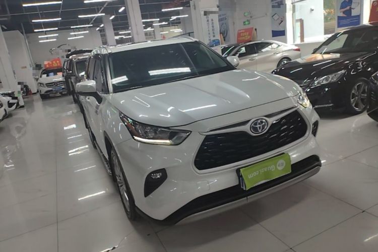 Used Toyota Highlander 2023 2.5L Smart Electric Hybrid Dual-Motor All-Wheel-Drive Luxury 7-Seater Front Right 45 Deg