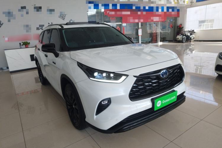 Used Toyota Highlander 2023 2.5L Smart Electric Hybrid Dual-Engine 4x4 Knight Edition 7 Seats Front Right 45 Deg