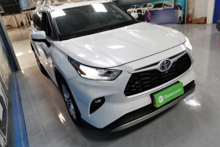 Used Toyota Highlander 2023 2.5L Smart Electric Hybrid Dual-Motor All-Wheel-Drive Luxury 7-Seater Front Right 45 Deg