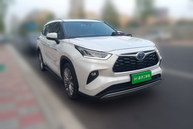 Used Toyota Highlander 2023 2.5L Smart Electric Hybrid Dual-Engine Four-Wheel Drive Prestige Version – 7 Seats Front Right 45 Deg