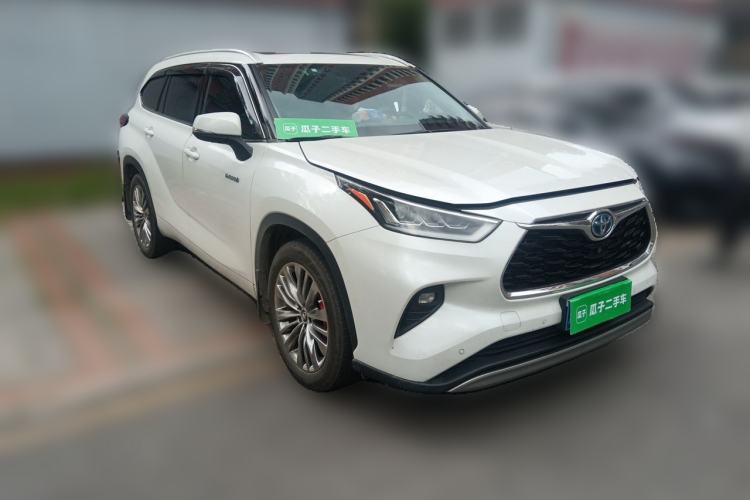 Used Toyota Highlander 2023 2.5L Smart Electric Hybrid Dual-Motor All-Wheel-Drive Supreme Edition – 7 Seats Front Right 45 Deg