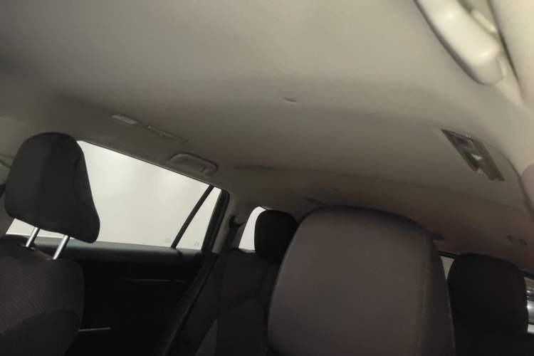 Used Toyota Highlander 2023 2.5L Smart Electric Hybrid Dual-Engine Two-Wheel Drive Elite Version 5 Seats Headliner
