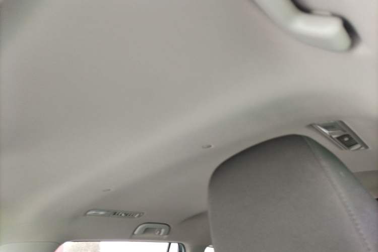 Used Toyota Highlander 2023 2.5L Smart Electric Hybrid Dual-Engine Two-Wheel Drive Elite Version 5 Seats Headliner