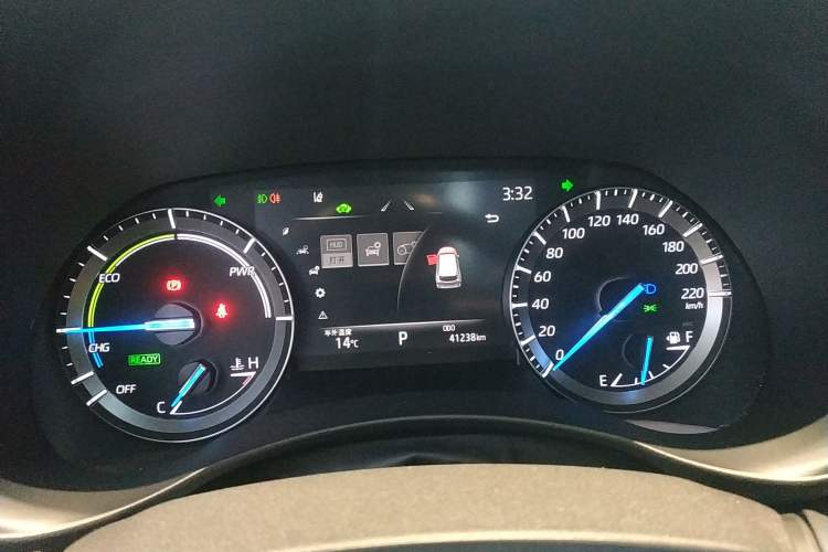 Used Toyota Highlander 2023 2.5L Smart Electric Hybrid Dual-Engine Four-Wheel Drive Prestige Version – 7 Seats Instrument Cluster