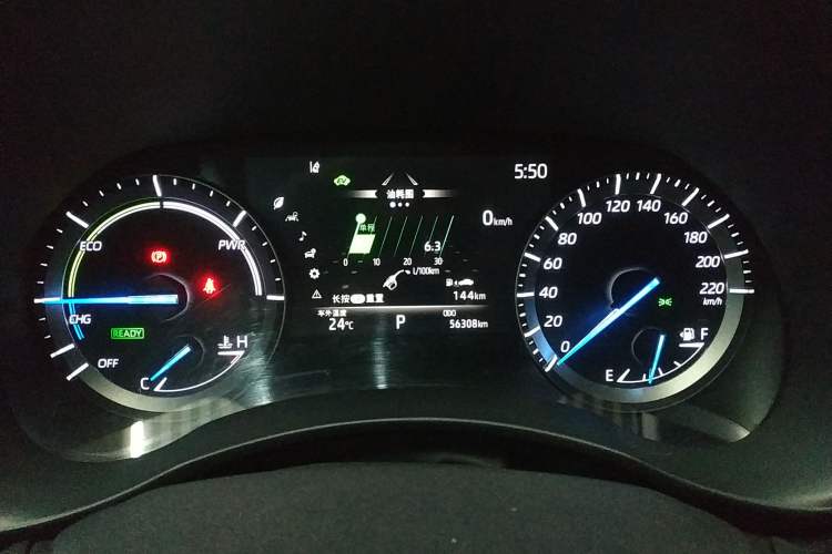 Used Toyota Highlander 2023 2.5L Smart Electric Hybrid Dual-Engine Four-Wheel Drive Prestige Version – 7 Seats Instrument Cluster