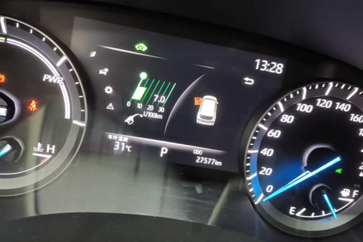 Used Toyota Highlander 2023 2.5L Smart Electric Hybrid Dual-Engine Two-Wheel Drive Elite Version 5 Seats Instrument Cluster