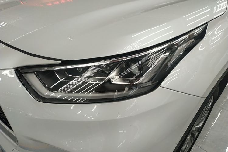 Used Toyota Highlander 2023 2.5L Smart Electric Hybrid Dual-Engine Four-Wheel Drive Prestige Version – 7 Seats Left Front Headlight